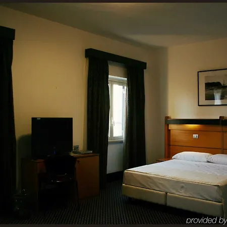 Lh Excel Montemario Отель 4*