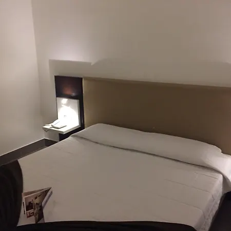 Hotell Lh Excel Montemario