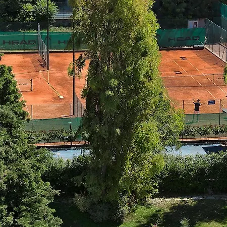 Lh Excel Montemario 4*