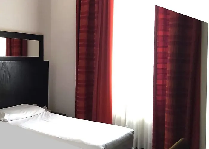 酒店 Lh Excel Montemario 4*